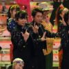 NHK紅白 異例の嵐シフトへ…持ち時間歴代最長、5人で司会嘆願 | 女性自身