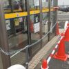 ミニストップ店主、チェーンで封鎖され強制閉店　家も車も売却、借金漬けの末に（弁護